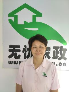住家保姆。做家务:照顾能自理老人:照顾半自理老人