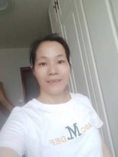 住家保姆。做家務:輔助帶孩子:照顧能自理老人
