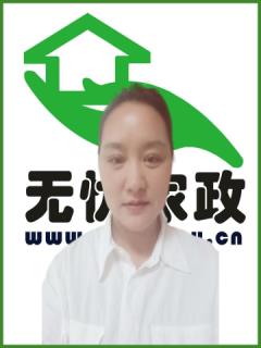 住家保姆:月嫂:育兒嫂。做家務:輔助帶孩子:全職帶孩子